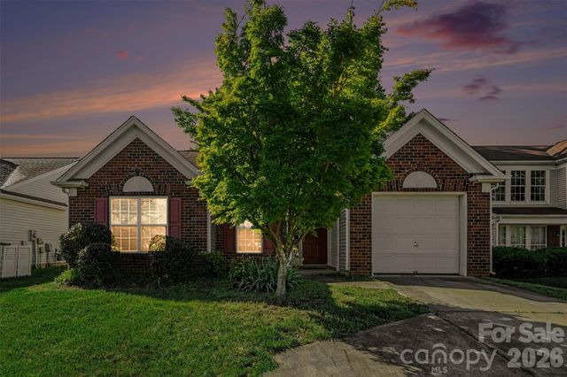 7516 Double Springs Court, Charlotte, NC 28262