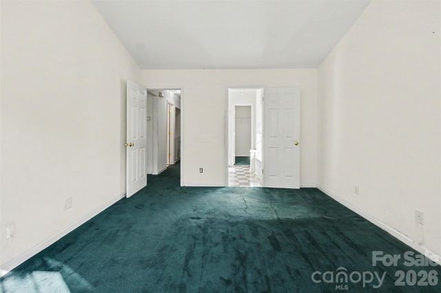 7516 Double Springs Court, Charlotte, NC 28262