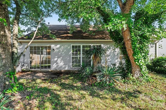 7516 Double Springs Court, Charlotte, NC 28262