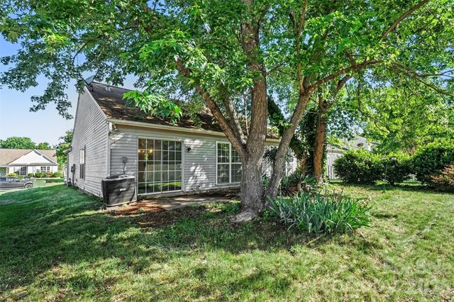 7516 Double Springs Court, Charlotte, NC 28262