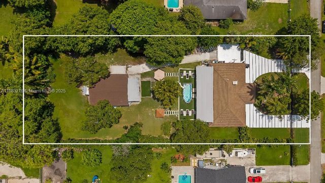 14401 SW 23rd St, Davie, FL 33325