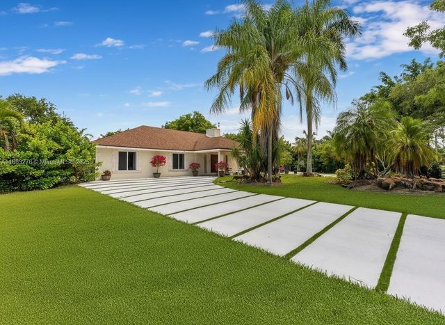 14401 SW 23rd St, Davie, FL 33325