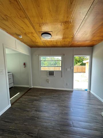 321 N 11th Street C, Fort Pierce, FL 34950