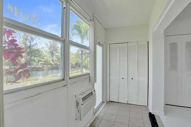392 Durham Circle M, Deerfield Beach, FL 33442