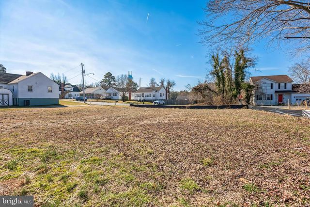 4870 CALVERT DR, Saint Leonard, MD 20685