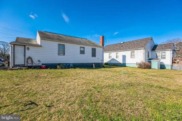 4870 CALVERT DR, Saint Leonard, MD 20685