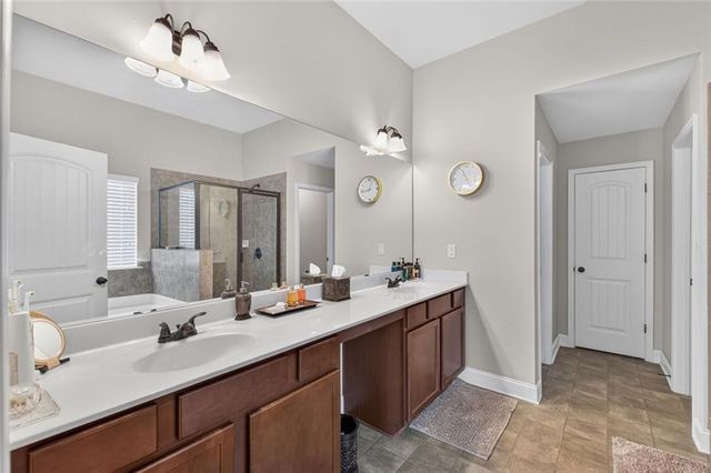 22 Dynasty Drive, Fairburn, GA 30213