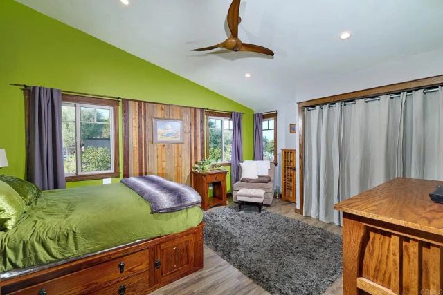 923 Eucalyptus Avenue, Vista, CA 92084