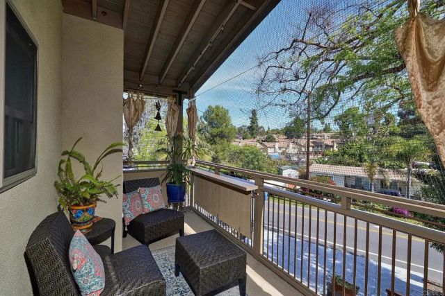 923 Eucalyptus Avenue, Vista, CA 92084