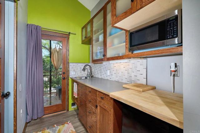 923 Eucalyptus Avenue, Vista, CA 92084