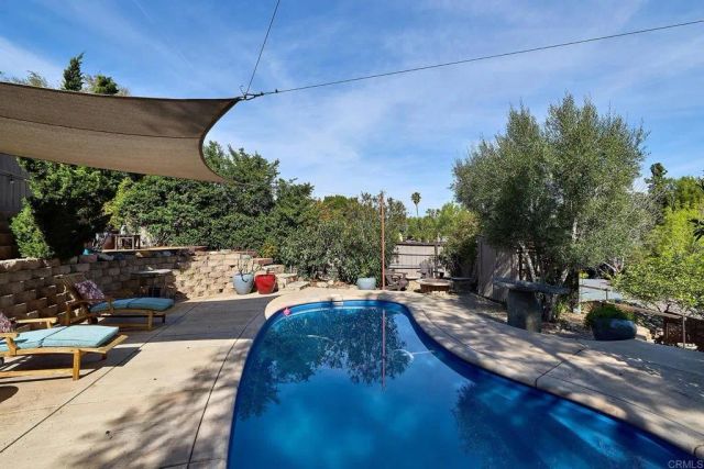 923 Eucalyptus Avenue, Vista, CA 92084