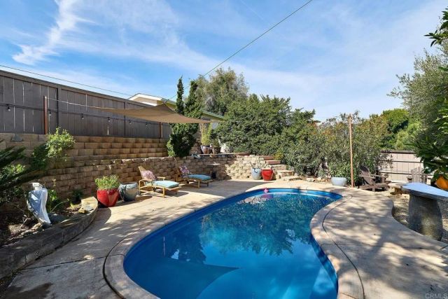 923 Eucalyptus Avenue, Vista, CA 92084