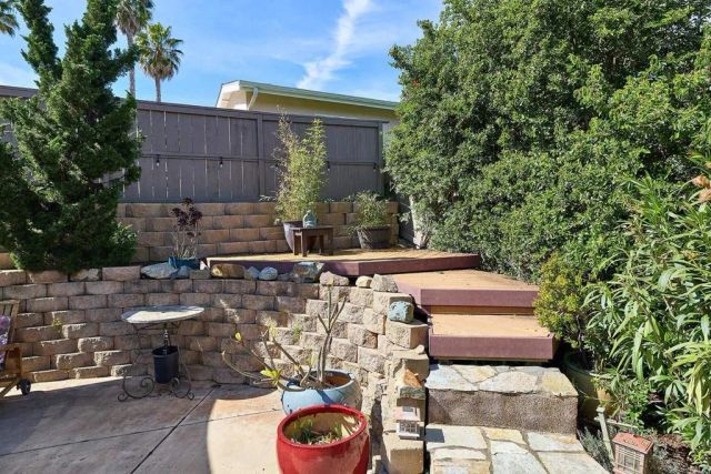 923 Eucalyptus Avenue, Vista, CA 92084