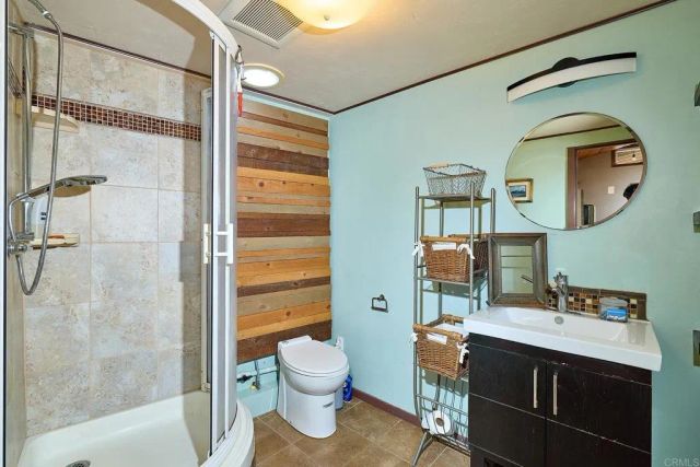 923 Eucalyptus Avenue, Vista, CA 92084