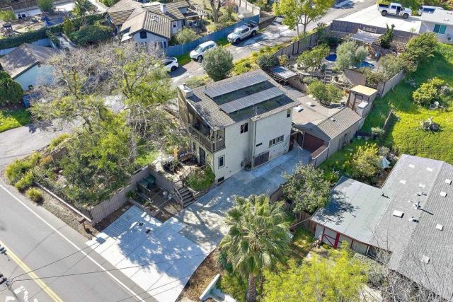 923 Eucalyptus Avenue, Vista, CA 92084