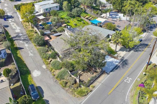 923 Eucalyptus Avenue, Vista, CA 92084