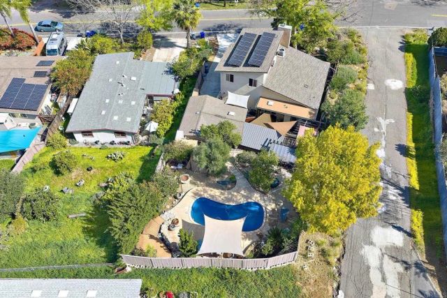 923 Eucalyptus Avenue, Vista, CA 92084