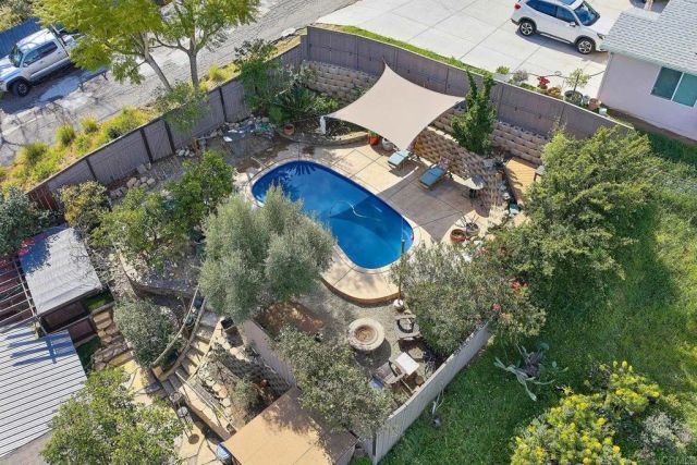 923 Eucalyptus Avenue, Vista, CA 92084