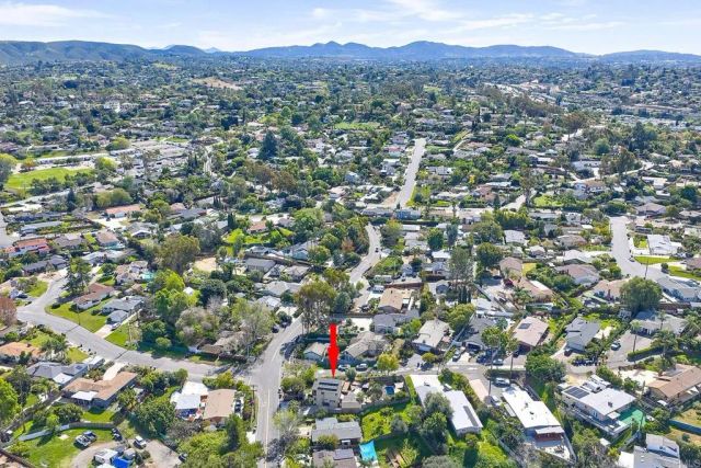 923 Eucalyptus Avenue, Vista, CA 92084