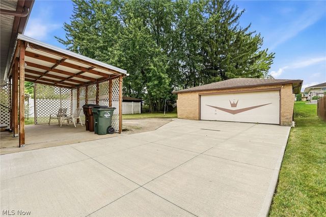 1511 David Avenue, Parma, OH 44134