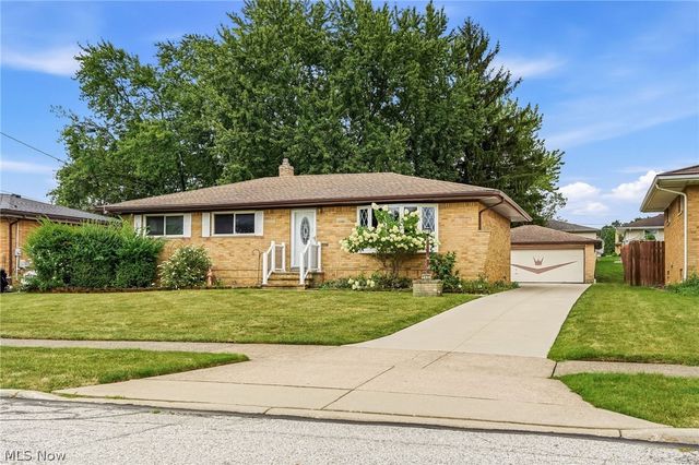 1511 David Avenue, Parma, OH 44134