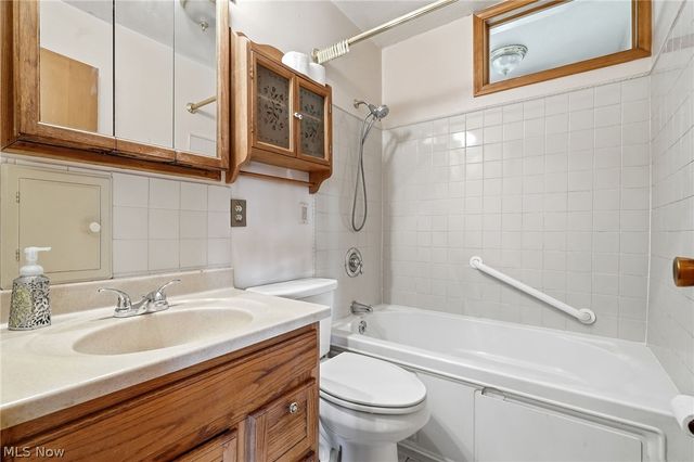 1511 David Avenue, Parma, OH 44134