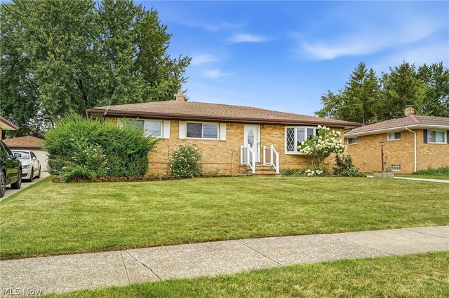 1511 David Avenue, Parma, OH 44134