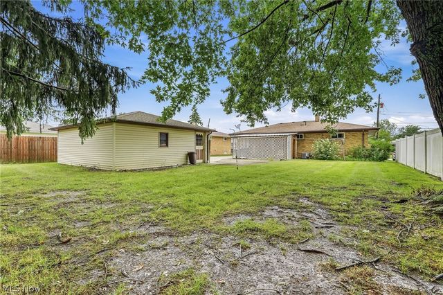 1511 David Avenue, Parma, OH 44134