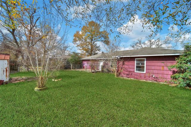 5774 Belarbor Street, Houston, TX 77033