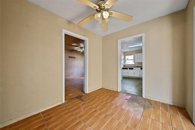 5774 Belarbor Street, Houston, TX 77033