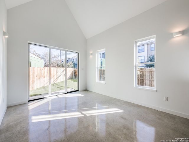 647 Simple Way, San Antonio, TX 78209