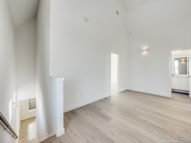 647 Simple Way, San Antonio, TX 78209