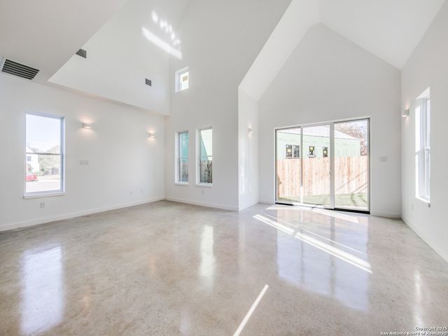 647 Simple Way, San Antonio, TX 78209