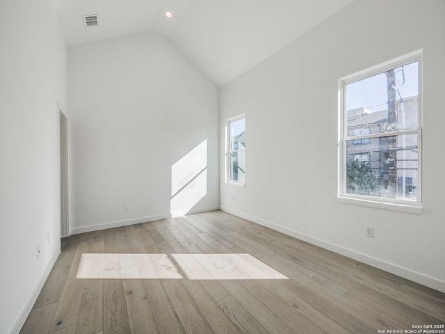 647 Simple Way, San Antonio, TX 78209