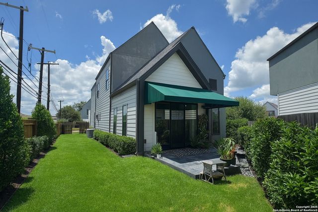 647 Simple Way, San Antonio, TX 78209