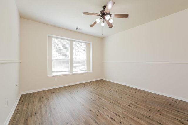 19826 Sternwood Manor Drive, Spring, TX 77379