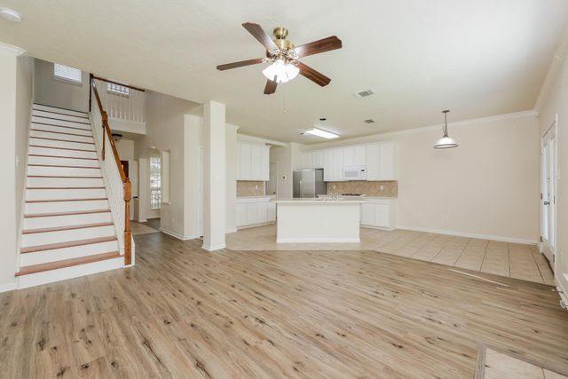 19826 Sternwood Manor Drive, Spring, TX 77379