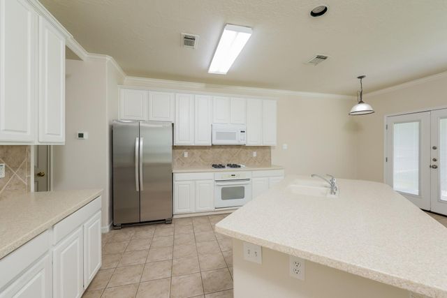 19826 Sternwood Manor Drive, Spring, TX 77379