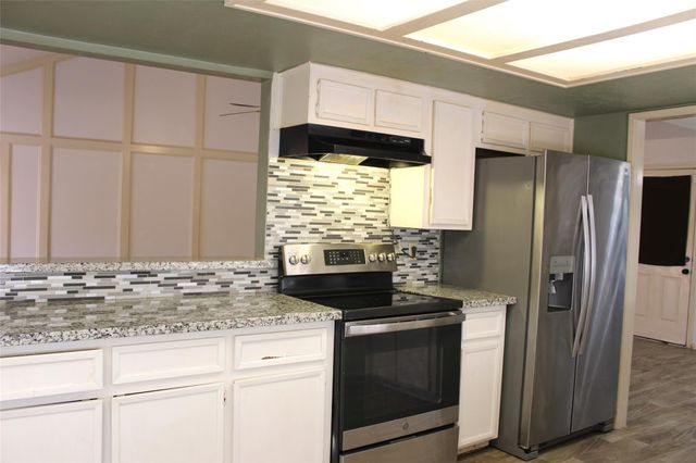 14343 Whitecross Drive, Houston, TX 77083