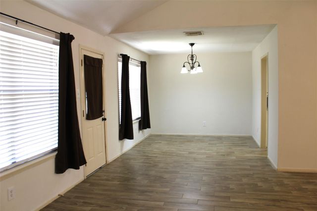 14343 Whitecross Drive, Houston, TX 77083