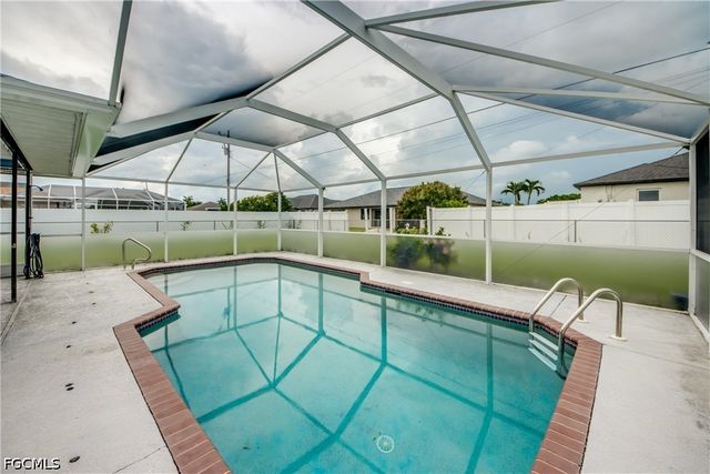 1324 Gleason PKWY, Cape Coral, FL 33914