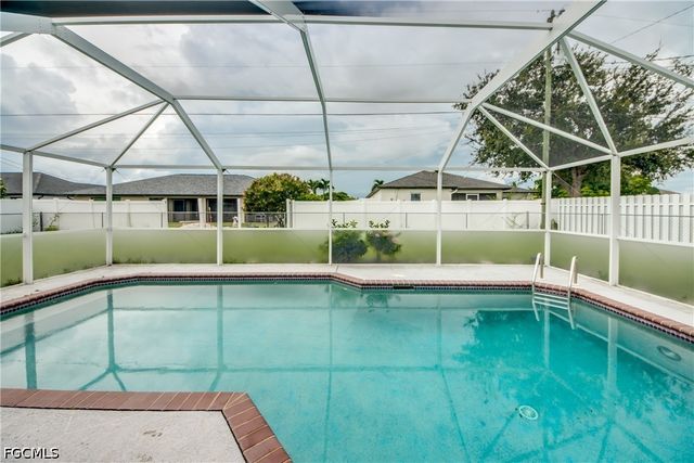 1324 Gleason PKWY, Cape Coral, FL 33914
