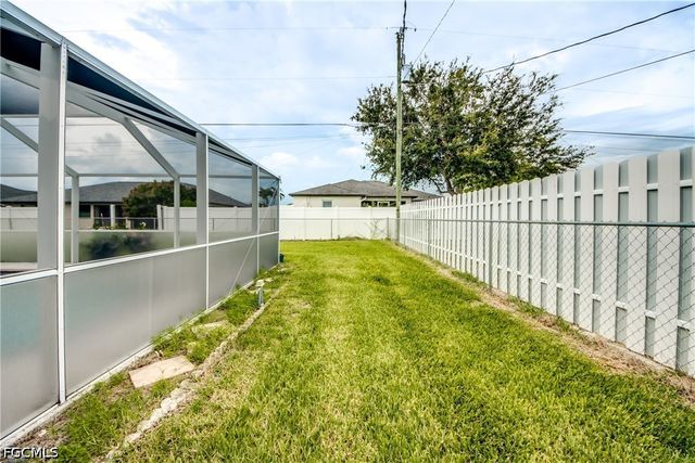 1324 Gleason PKWY, Cape Coral, FL 33914