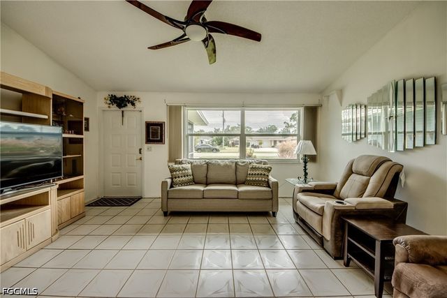 1324 Gleason PKWY, Cape Coral, FL 33914