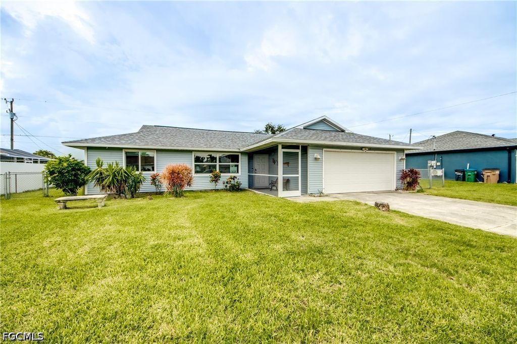 1324 Gleason PKWY, Cape Coral, FL 33914