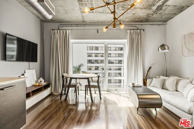 645 W 9th Street 529, Los Angeles, CA 90015