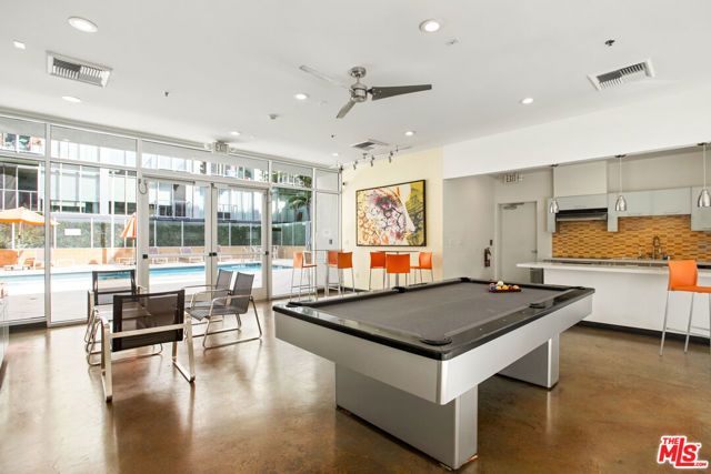 645 W 9th Street 529, Los Angeles, CA 90015