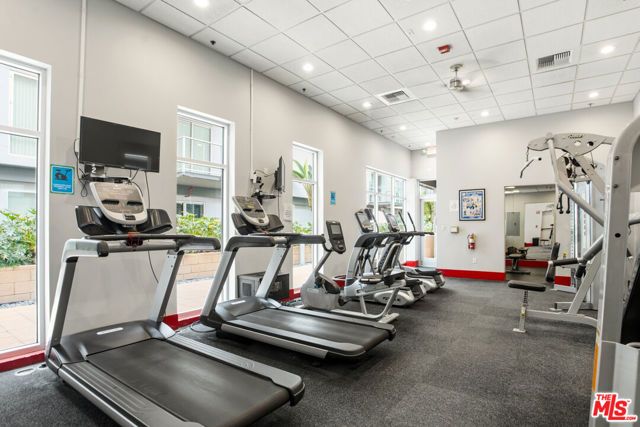 645 W 9th Street 529, Los Angeles, CA 90015