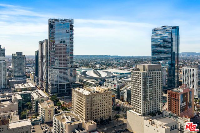 645 W 9th Street 529, Los Angeles, CA 90015