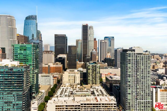 645 W 9th Street 529, Los Angeles, CA 90015